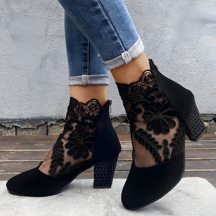 Lynora | Comfortable Heels