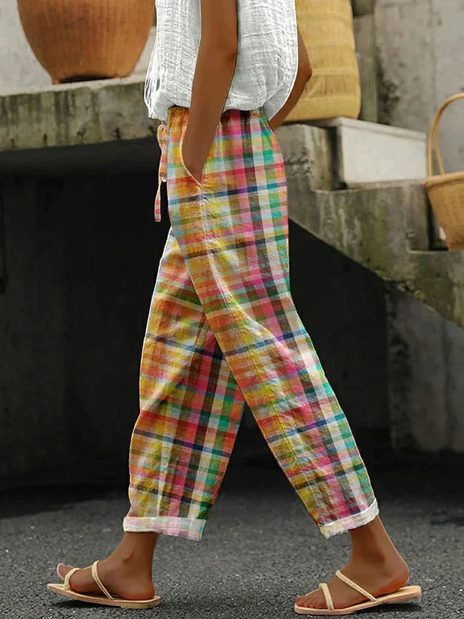 Gabrielle – COMFORTABLE CHECKERED TROUSERS